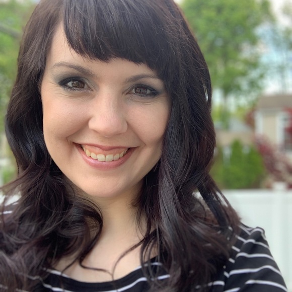 Meet your Posher, Kelsey - Picture 1 of 1